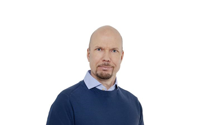 Kuvassa on kesällä 2026 Oulun Energian energiapalveluiden liiketoimintajohtajana aloittava Petri Pelli. 